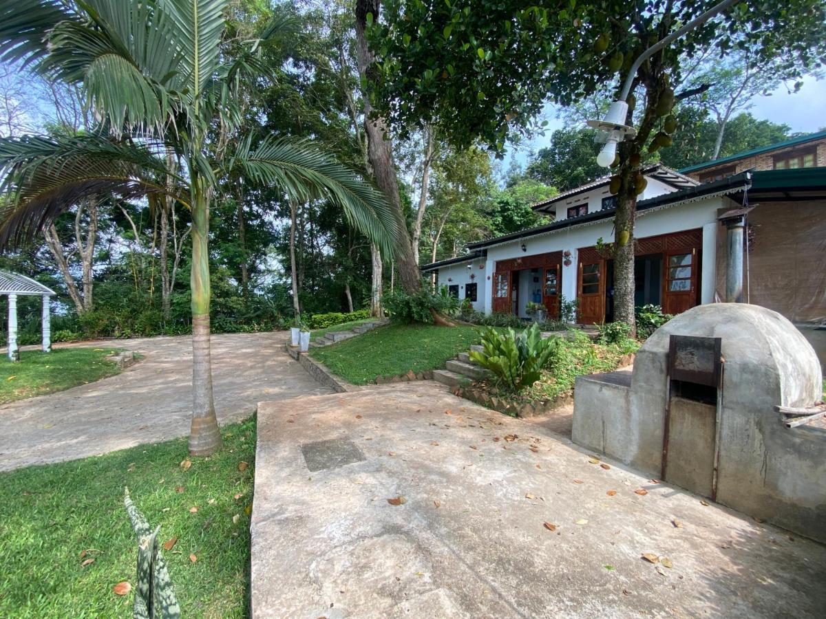 Welikande Yoga Retreats Hotel Digana Buitenkant foto